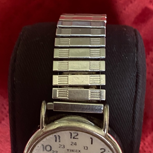 Vintage Timex Men’s Watch - Picture 4 of 13